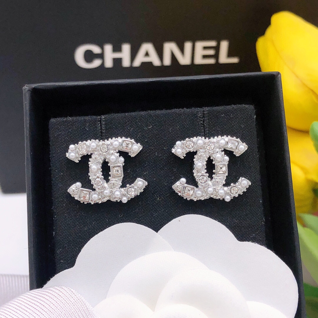 Chanel 香奈儿耳钉 一大波品牌新款耳钉到货