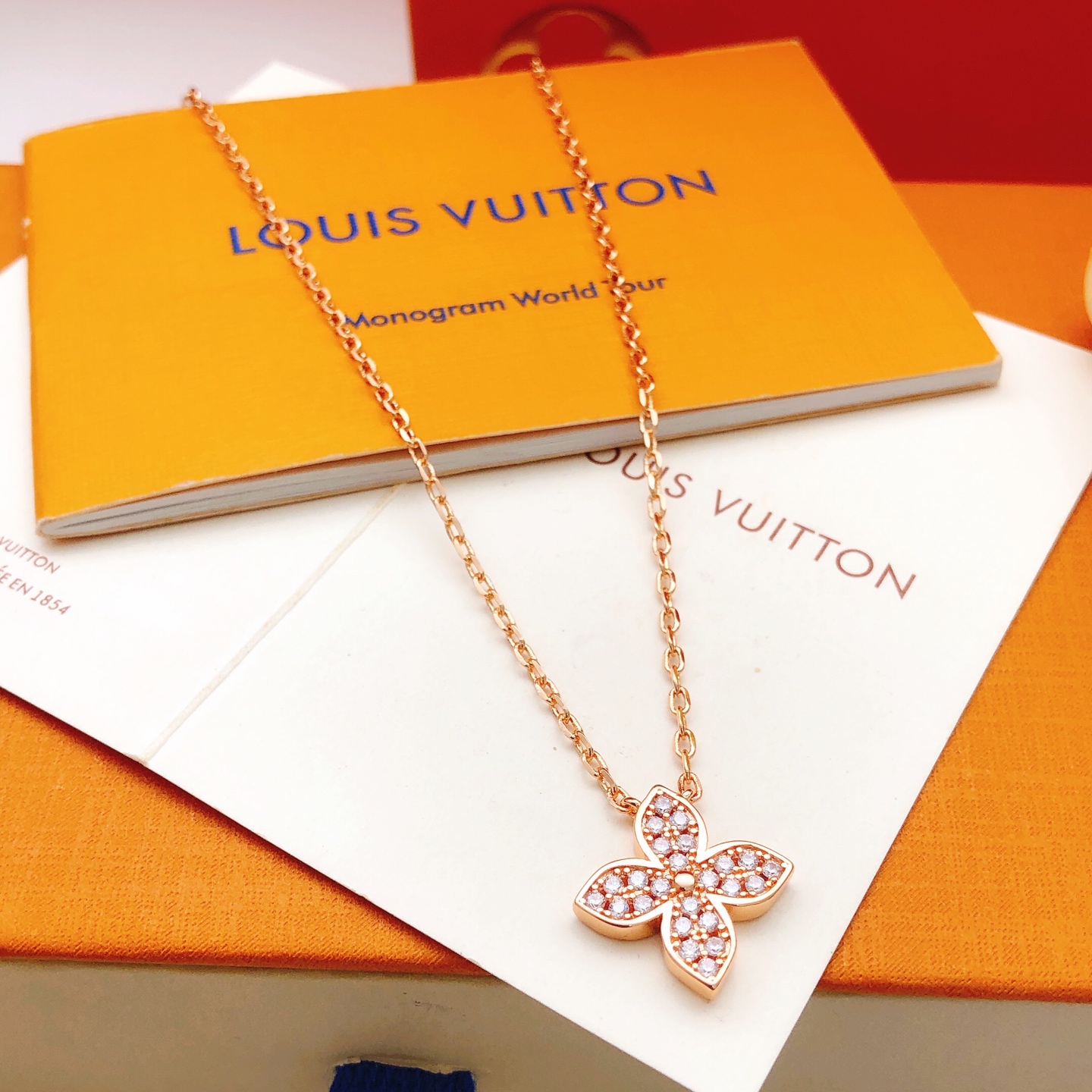 Number LXL0344Latest Lv * model 🆕🆕 Rose gold diamond shape 💠 Lao Hua ne - Jewelry