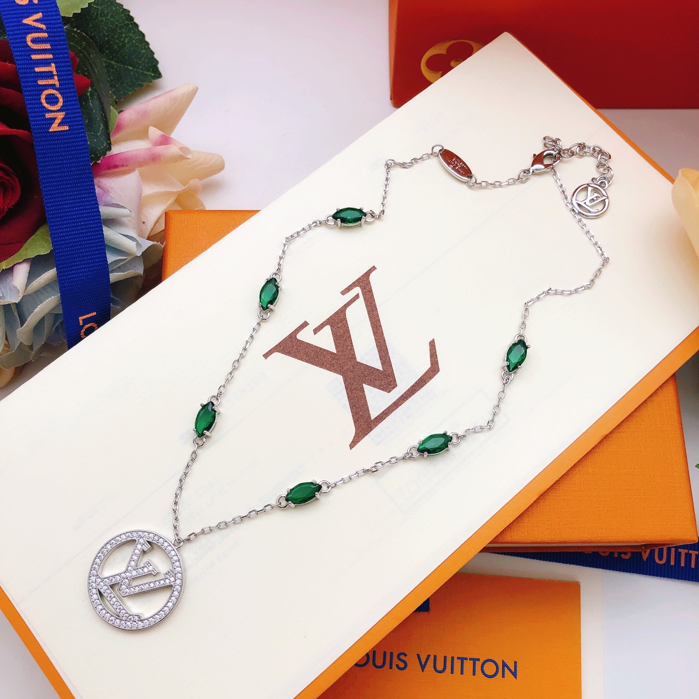Louis Vuitton Haute Couture Haute Couture Fine Jewelry Necklace Bracelet 6