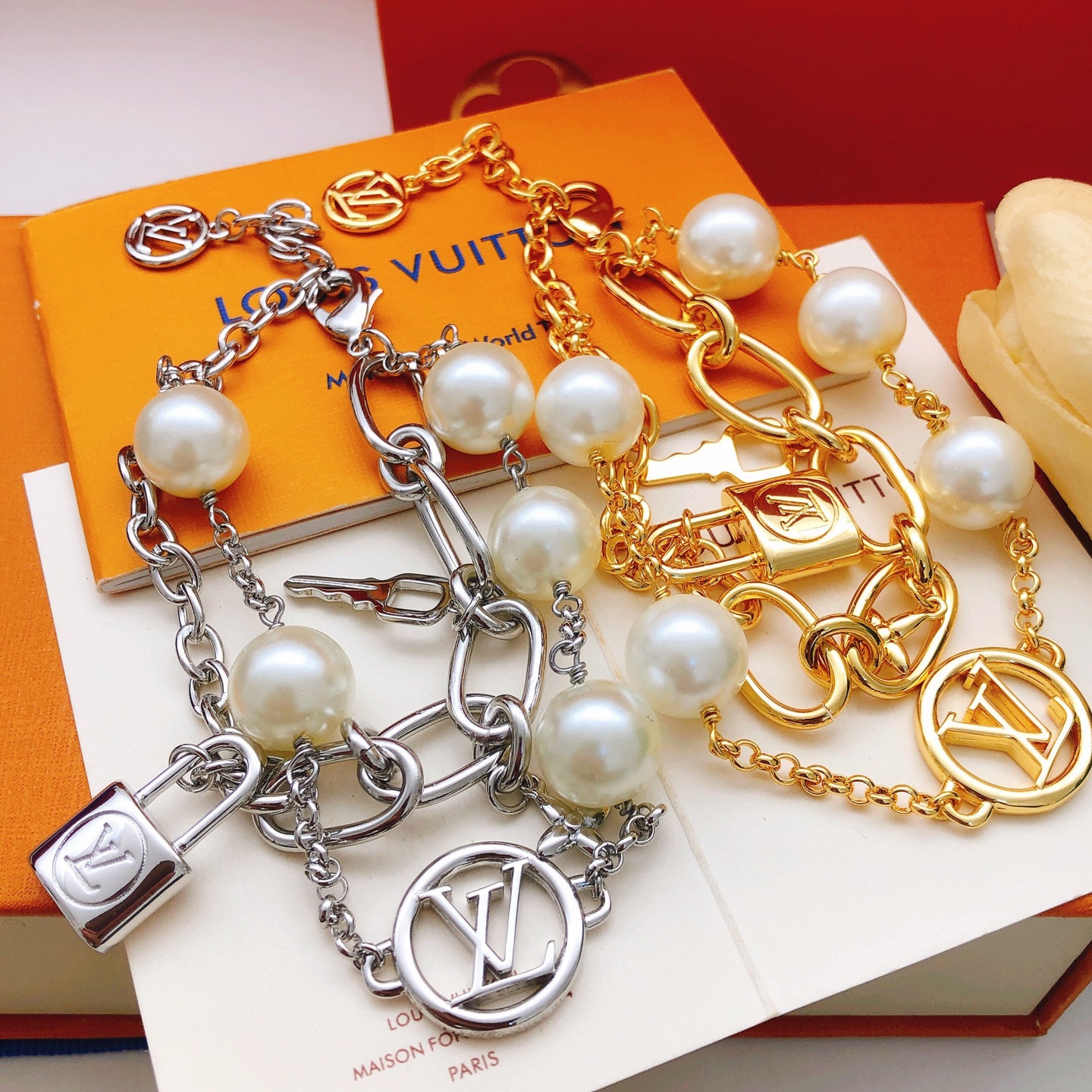 Louis Vuitton Haute Couture Haute Couture Fine Jewelry Necklace Bracelet 4