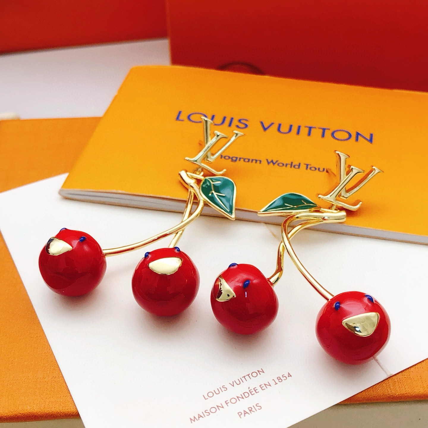 Louis Vuitton Haute Couture Haute Couture Fine Jewelry Necklace Bracelet 3