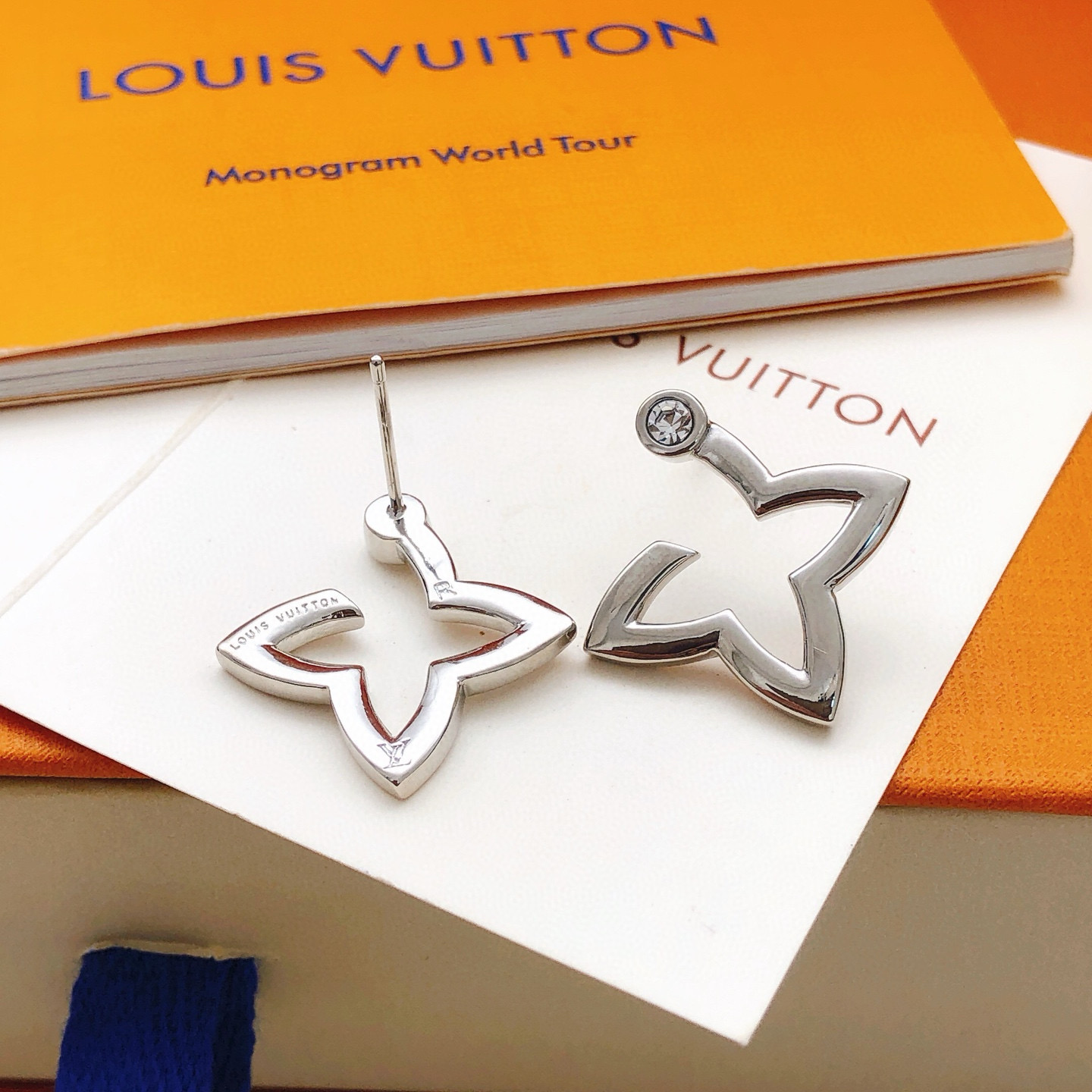 路易威登 Louis Vuitton 高定典藏高定典雅奢华珠宝首饰项链手链戒指 #BEE75995 3