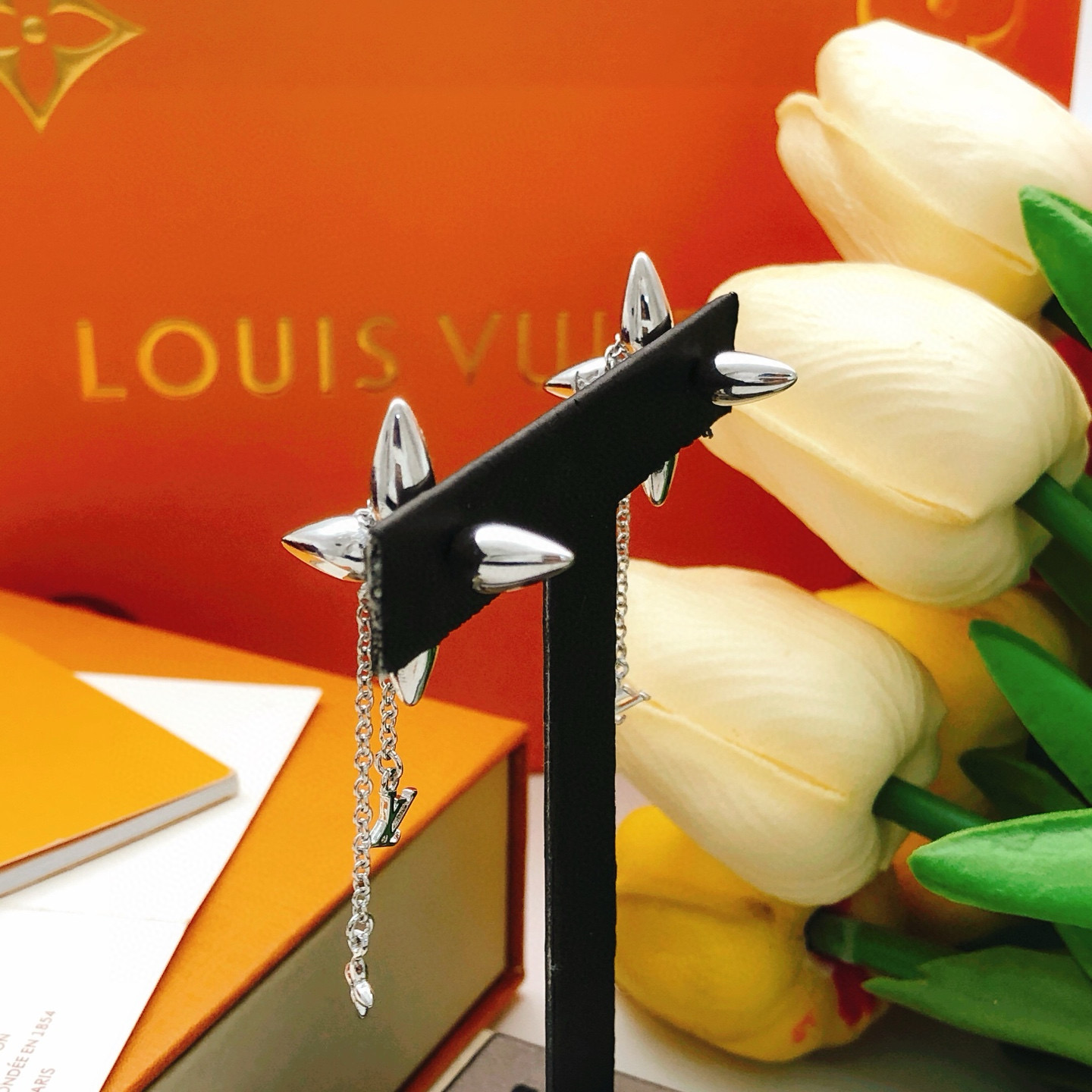 路易威登 Louis Vuitton 高定典藏高定典雅奢华珠宝首饰项链手链戒指 #F2FC490F 4