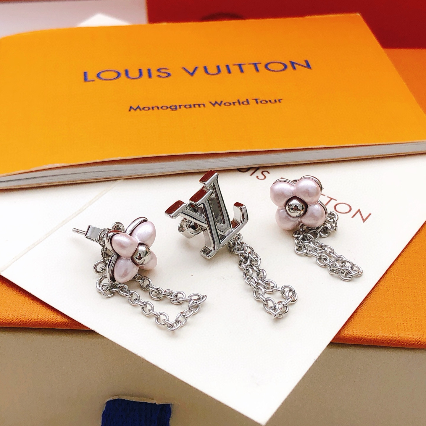 Louis Vuitton Lv*最新款