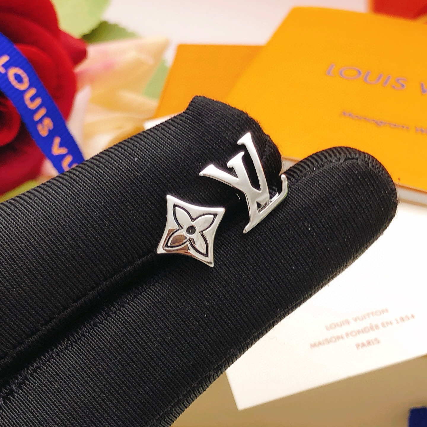 Louis Vuitton Lv*最新款