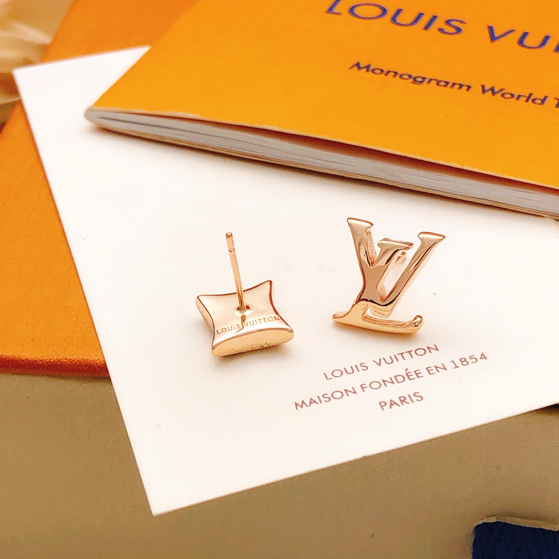 Louis Vuitton Haute Couture Haute Couture Fine Jewelry Necklace Bracelet 2