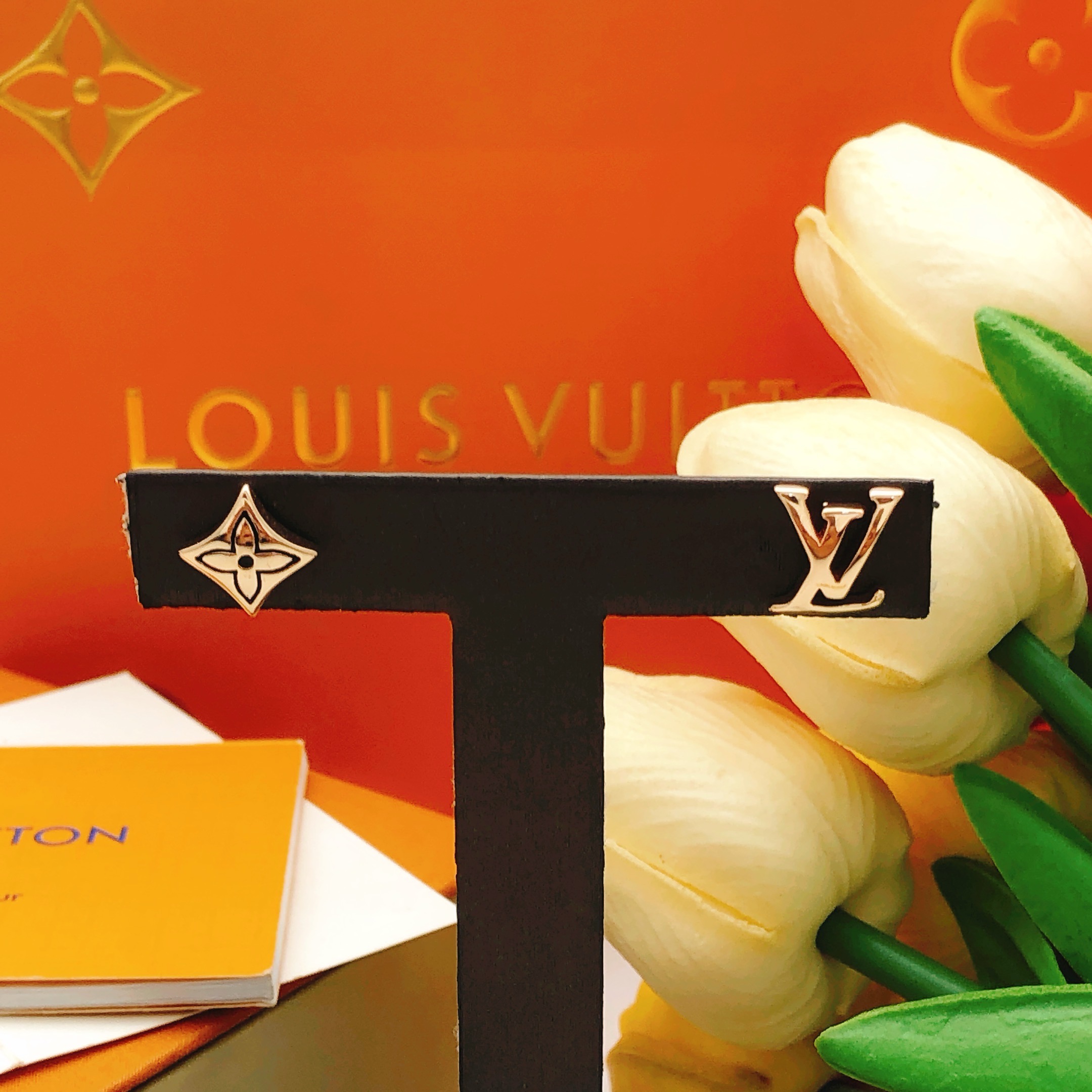 Louis Vuitton Haute Couture Haute Couture Fine Jewelry Necklace Bracelet 4