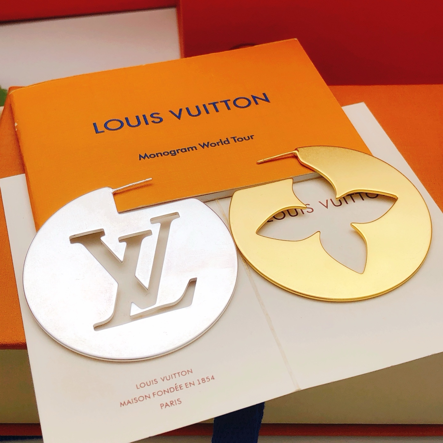 Louis Vuitton Haute Joaillerie Fine Jewelry Earrings Necklace Ring Ref 5