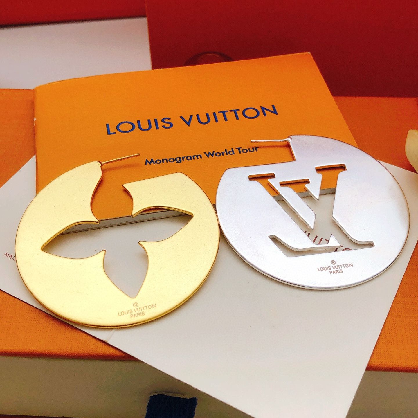 Louis Vuitton Haute Joaillerie Fine Jewelry Earrings Necklace Ring Ref 3