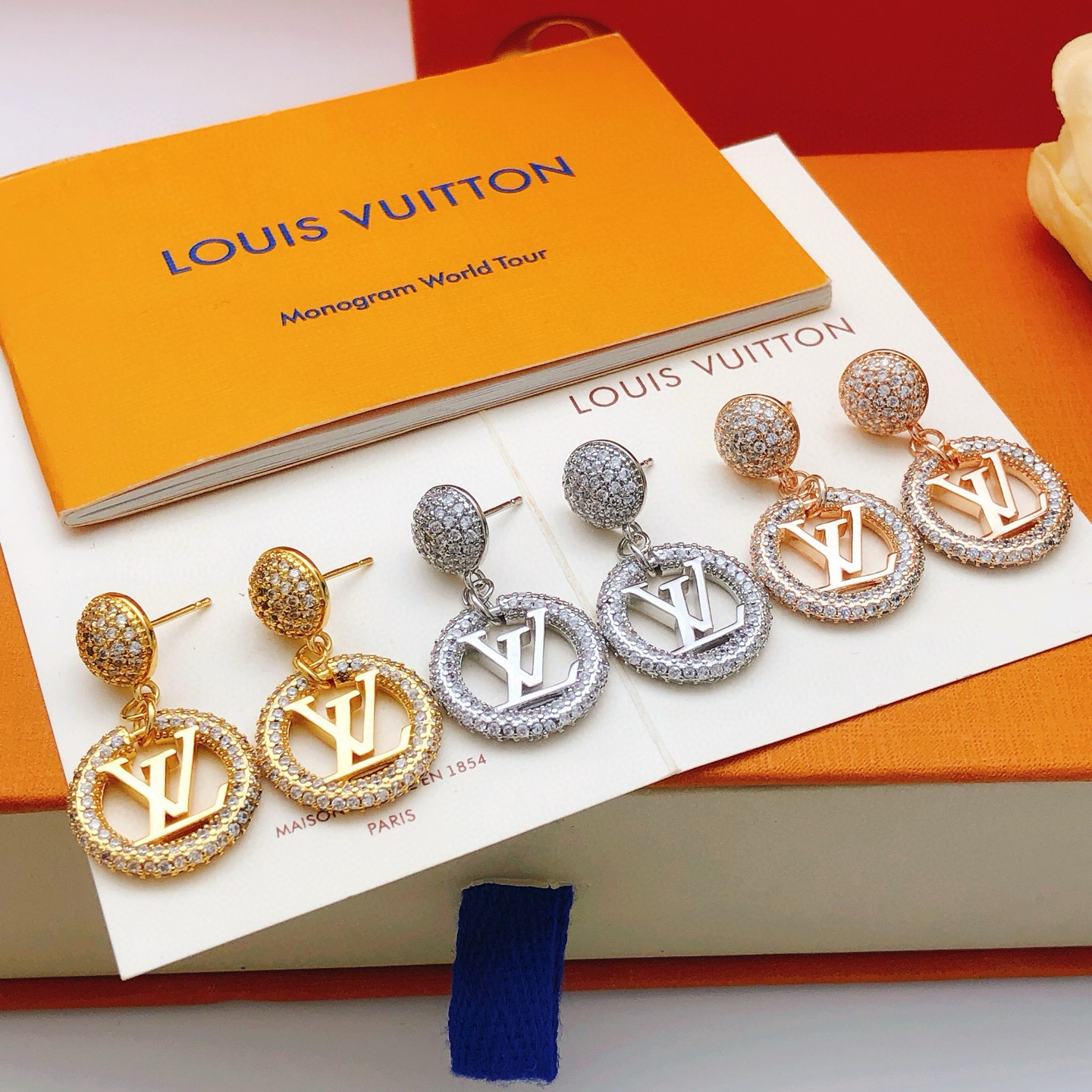 Louis Vuitton Haute Couture Haute Couture Fine Jewelry Necklace Bracelet 5