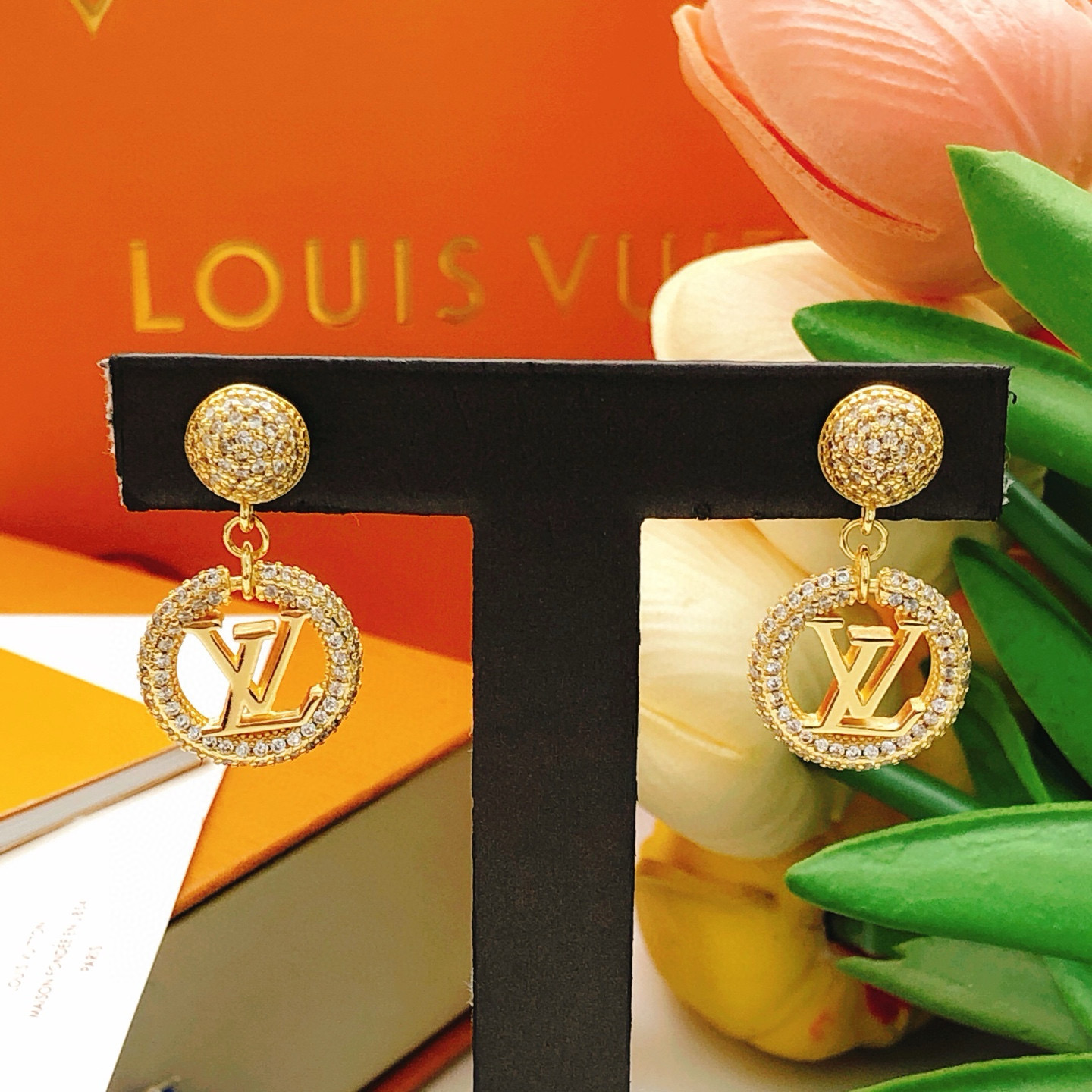 Louis Vuitton Haute Couture Haute Couture Fine Jewelry Necklace Bracelet 6
