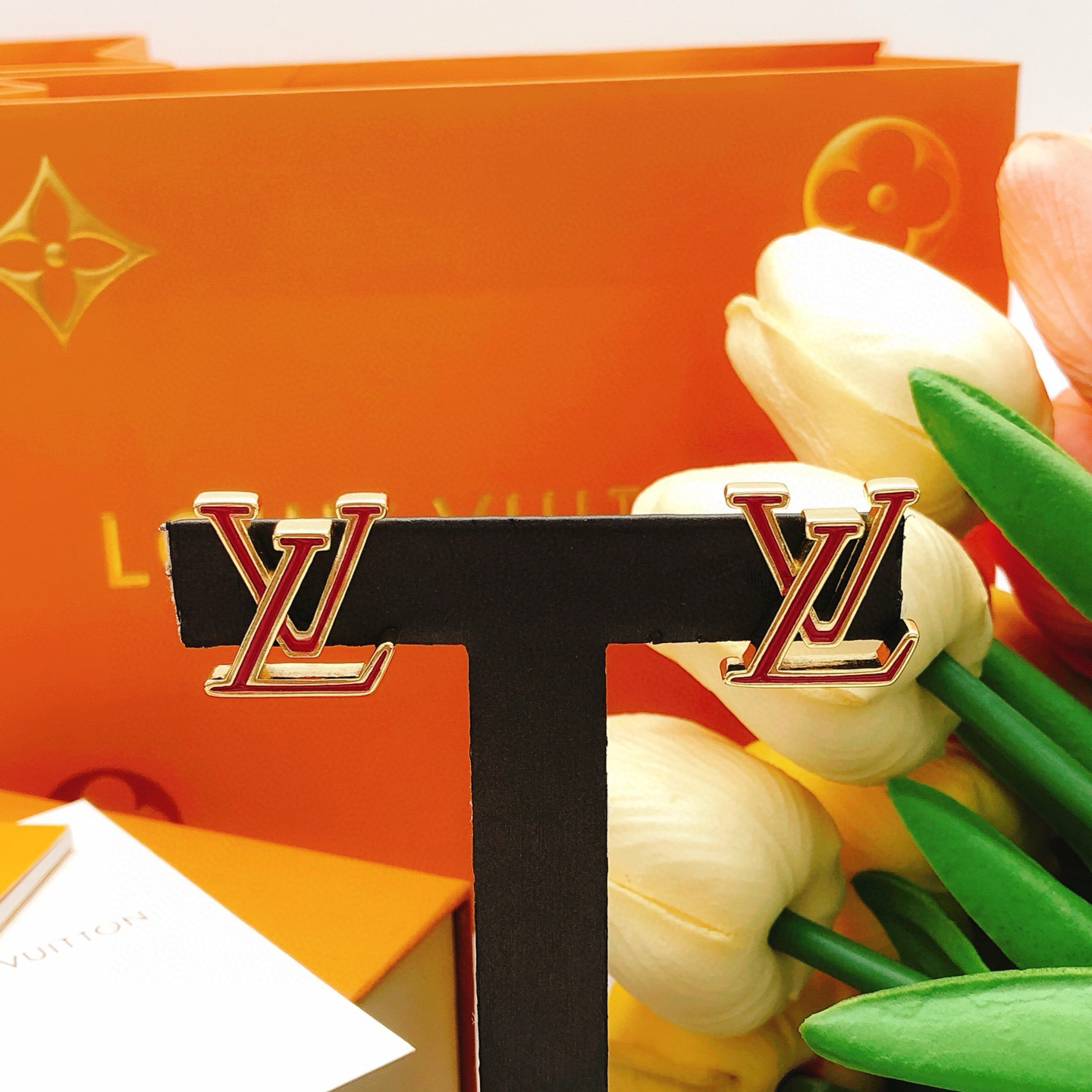 Louis Vuitton Haute Couture Haute Couture Fine Jewelry Necklace Bracelet 5
