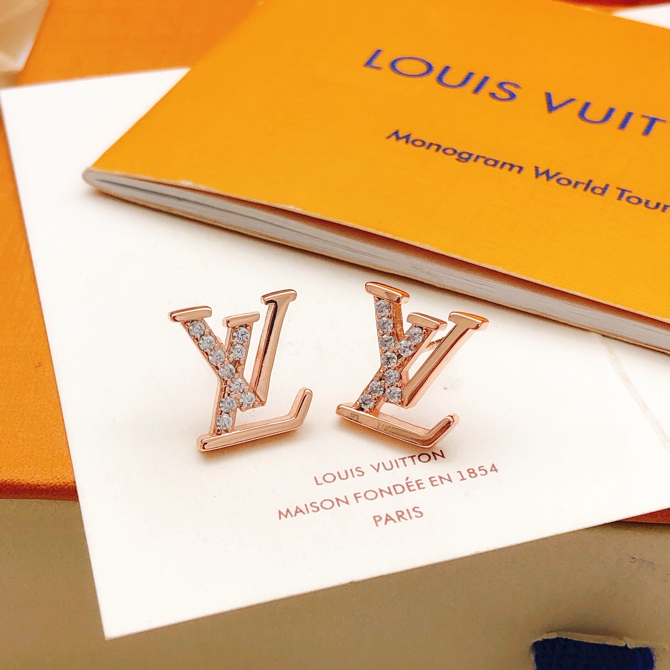 Louis Vuitton Lv*最新款