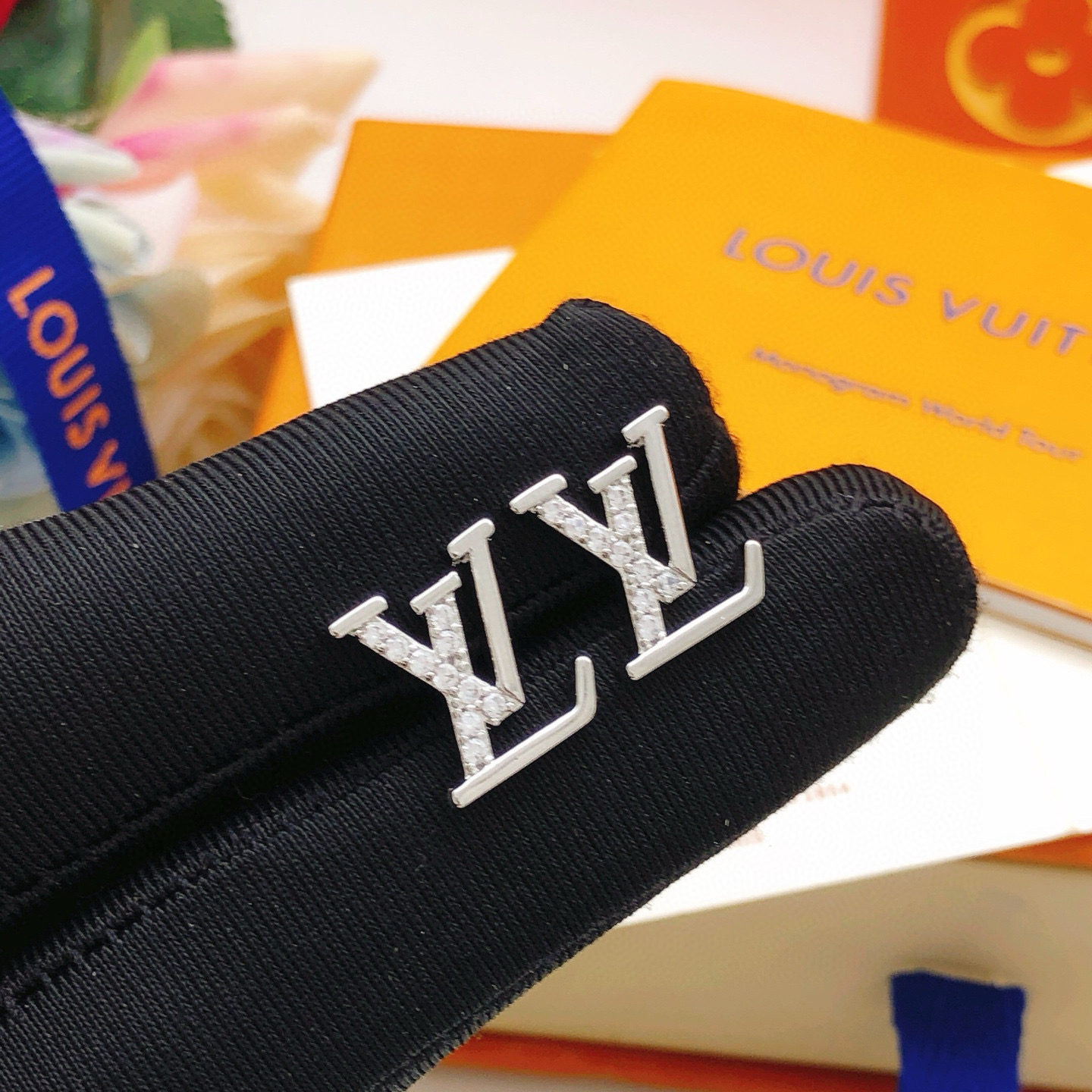 Louis Vuitton Серьги LED0429