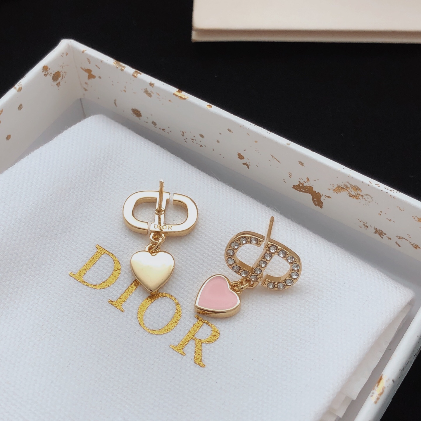 Number DED0362The latest version of Dio 🆕🆕 Pink heart-shaped earrings m - Comprehensive 5