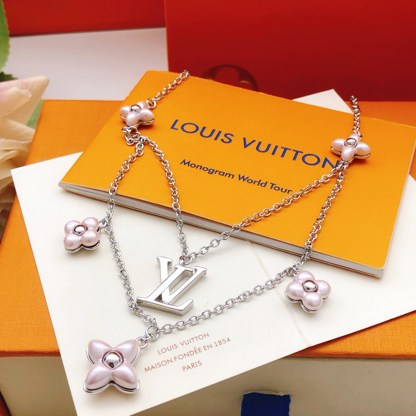 Louis Vuitton Jewelry LXL0256