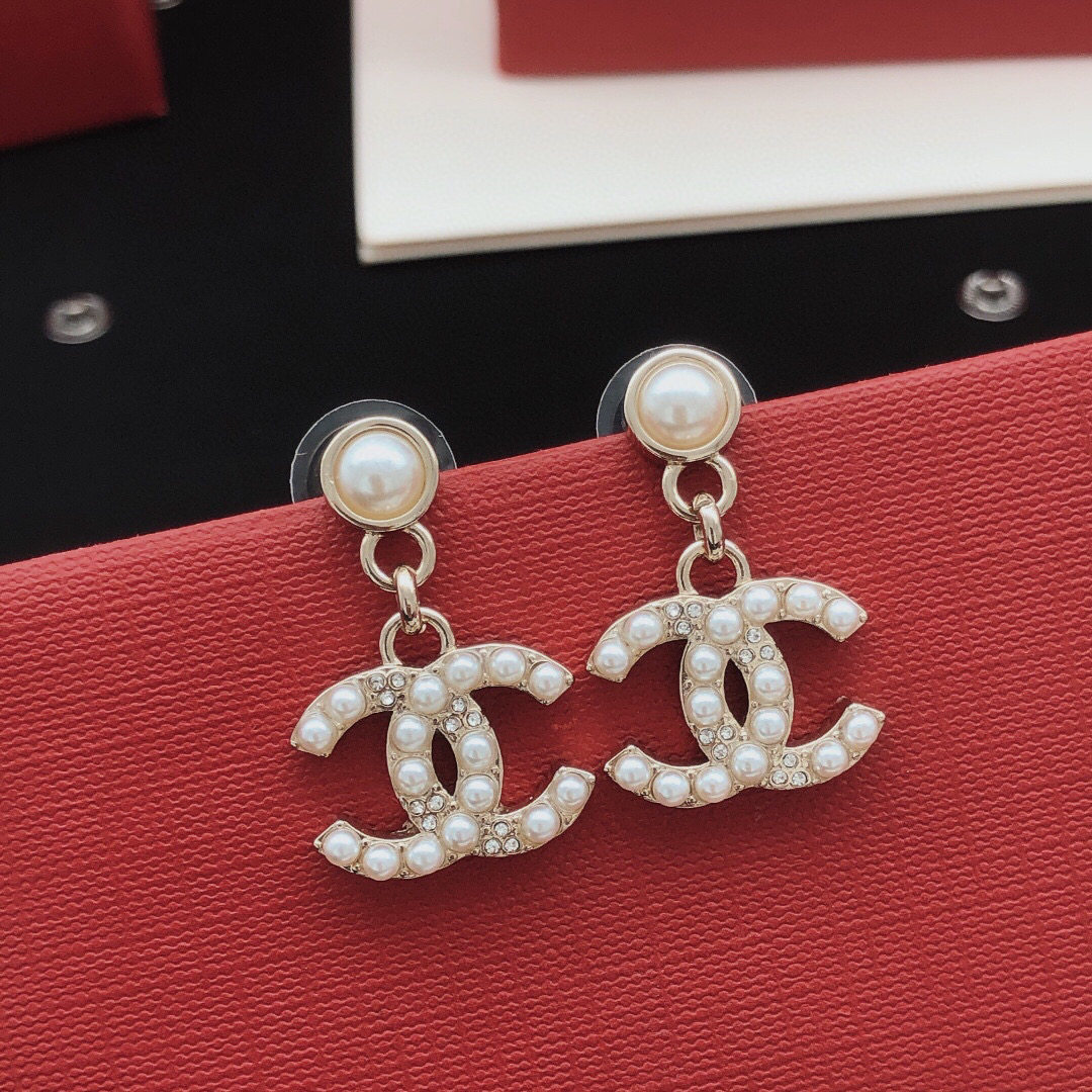 Moynat Haute Couture Haute Joaillerie Fine Jewelry Earrings Necklace 2