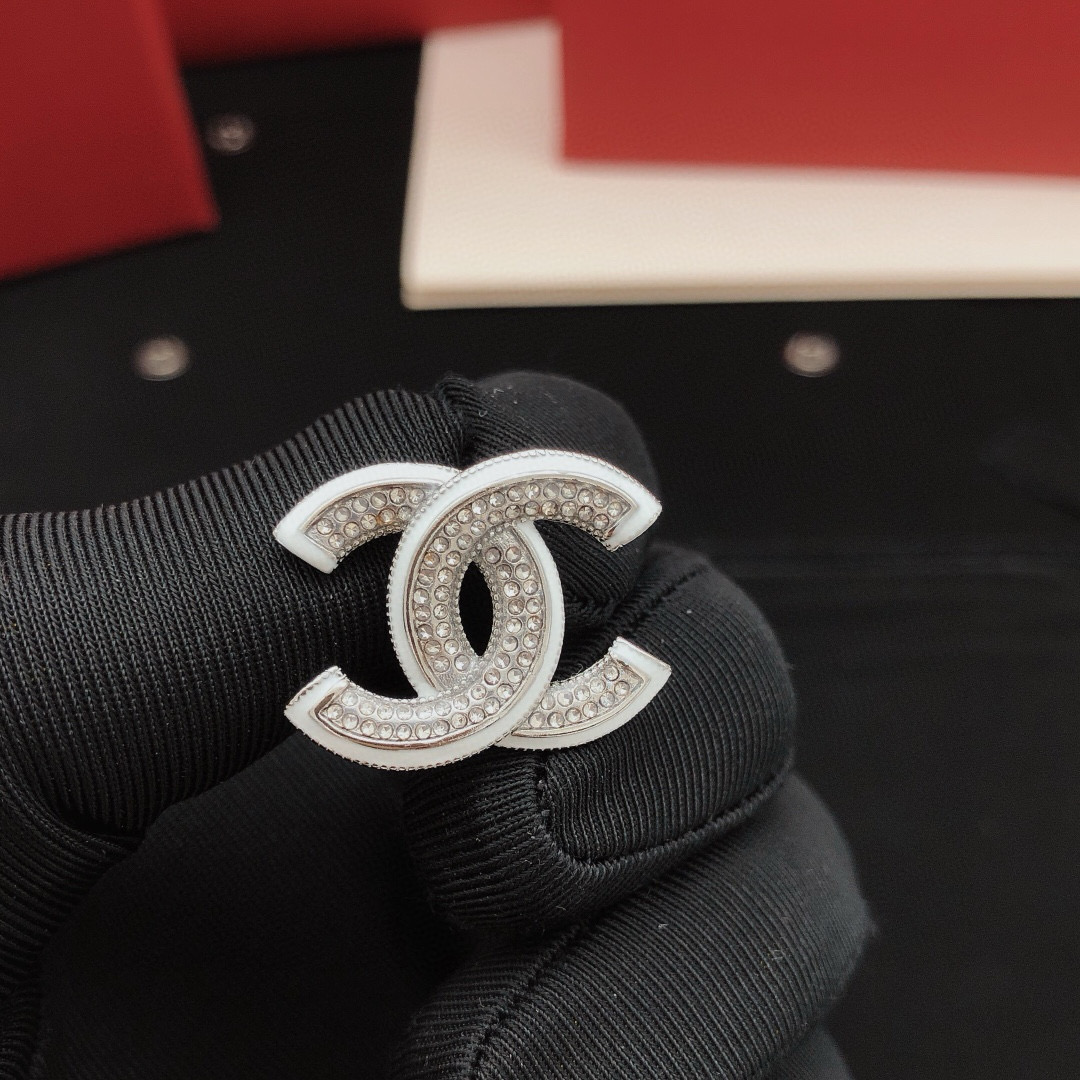 Loewe Haute Couture Haute Couture Fine Jewelry Necklace Bracelet Ring 7