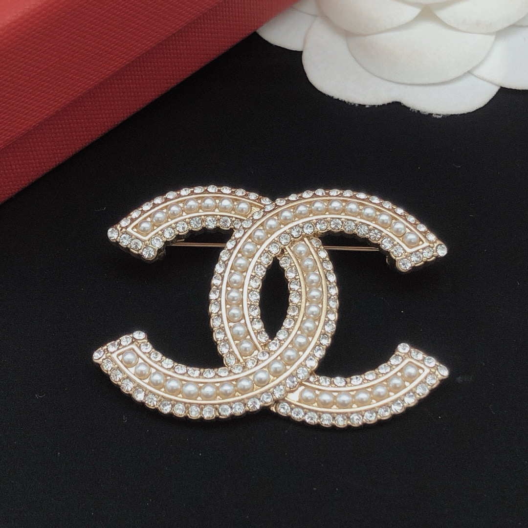 Chanel CHANEL 小香双边钻珍珠双c胸针 高端品质 同材质 真正黄铜 离子电镀 独家 图‼做工 细腻