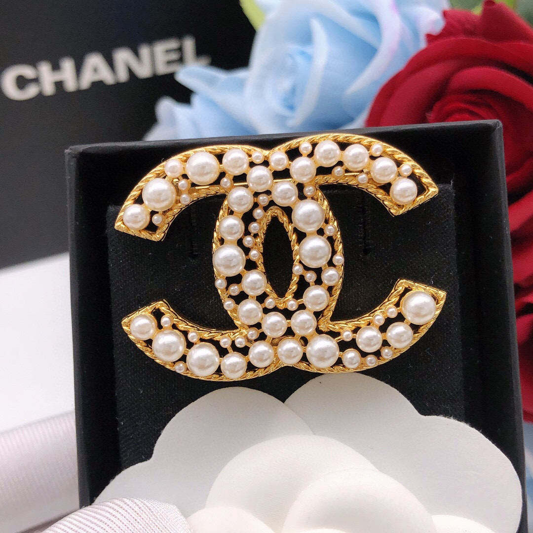 Number XXZ0016Chanel Pearl Fragrance Double C Brooch Counter - Comprehensive