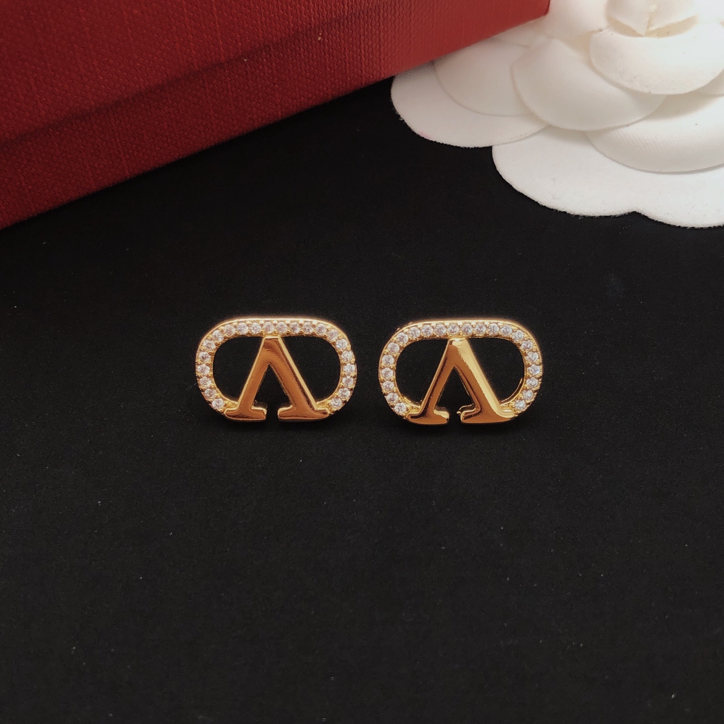 Chanel Haute Joaillerie Fine Jewelry Earrings Necklace Ring Ref.2B8442B2 6