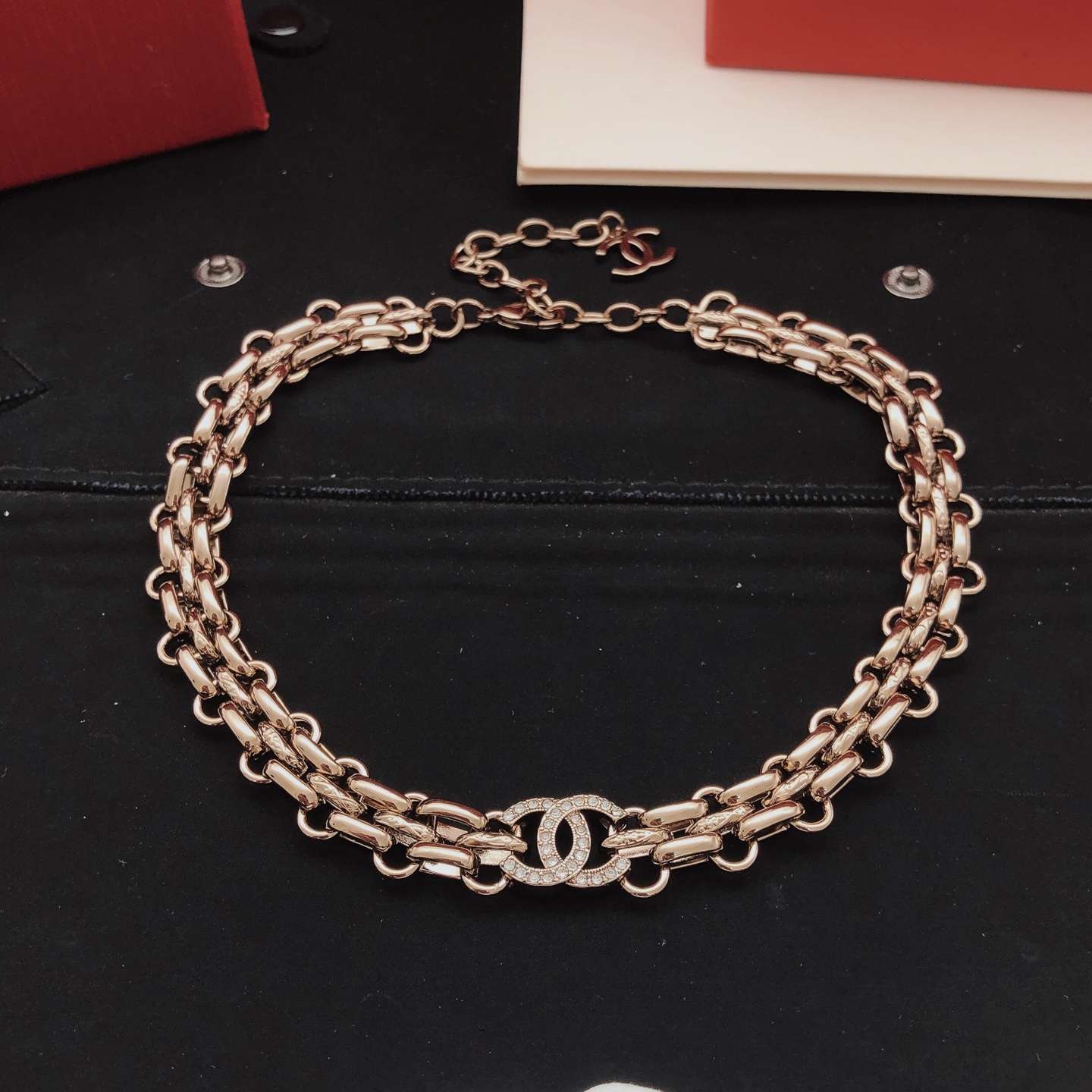 Loewe Haute Couture Haute Couture Fine Jewelry Necklace Bracelet Ring 4