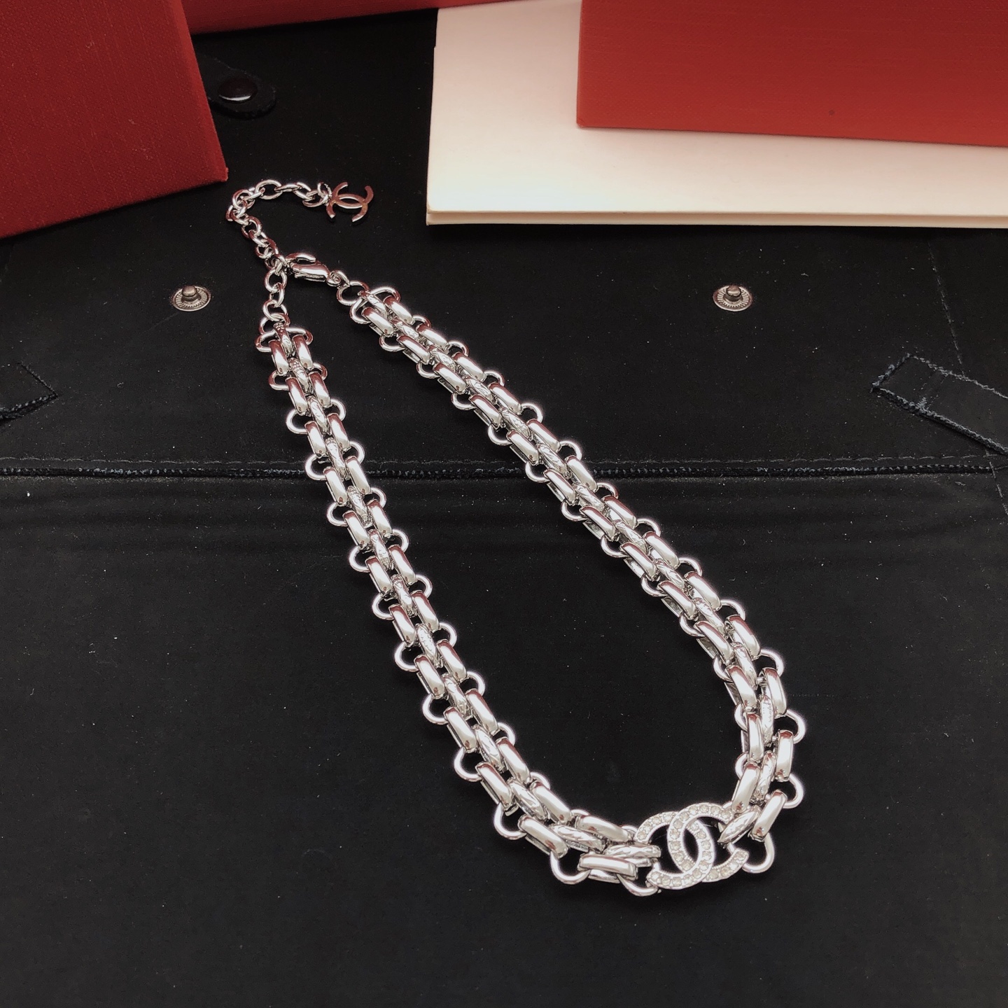 Chrome Hearts ch*nel最新款