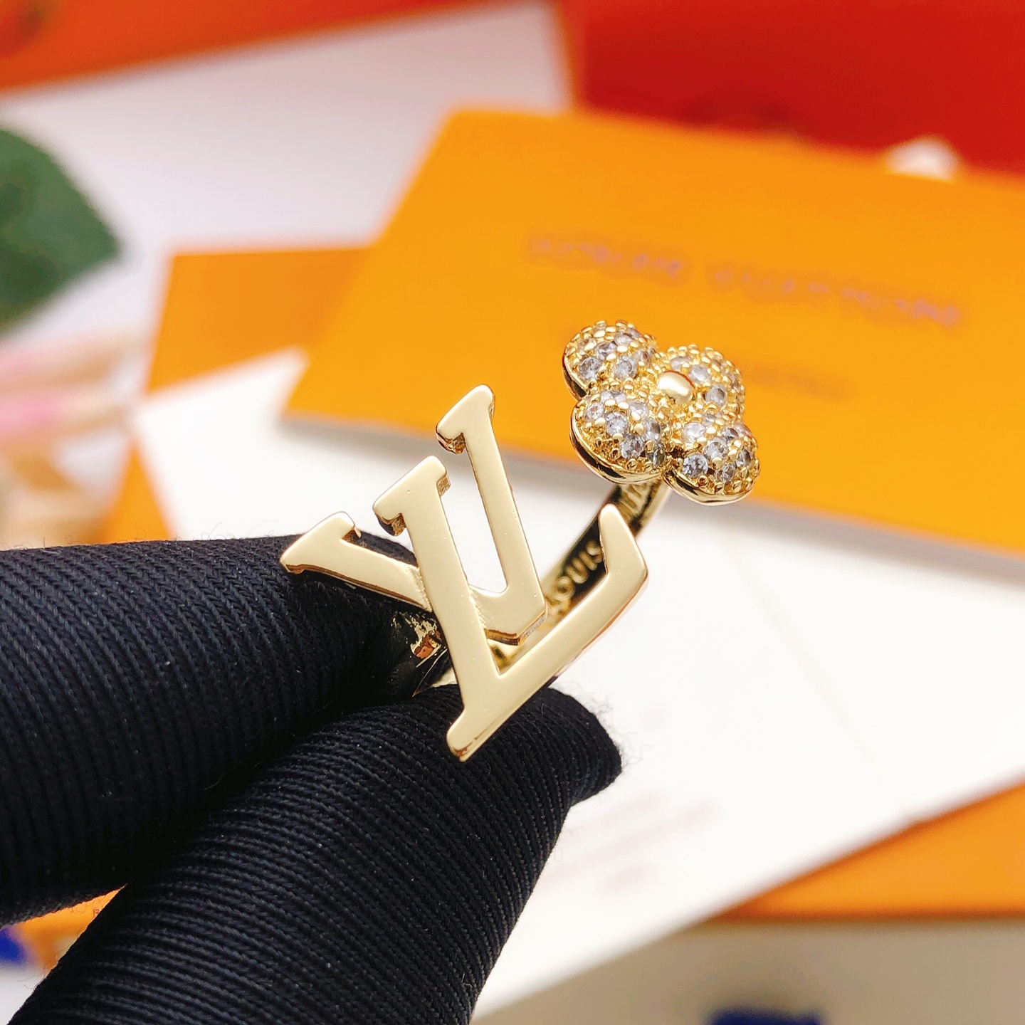 N.º LJZ0052 【Último modelo de Lv* 🆕🆕 anillo dorado】 consistente con ZP, material de latón