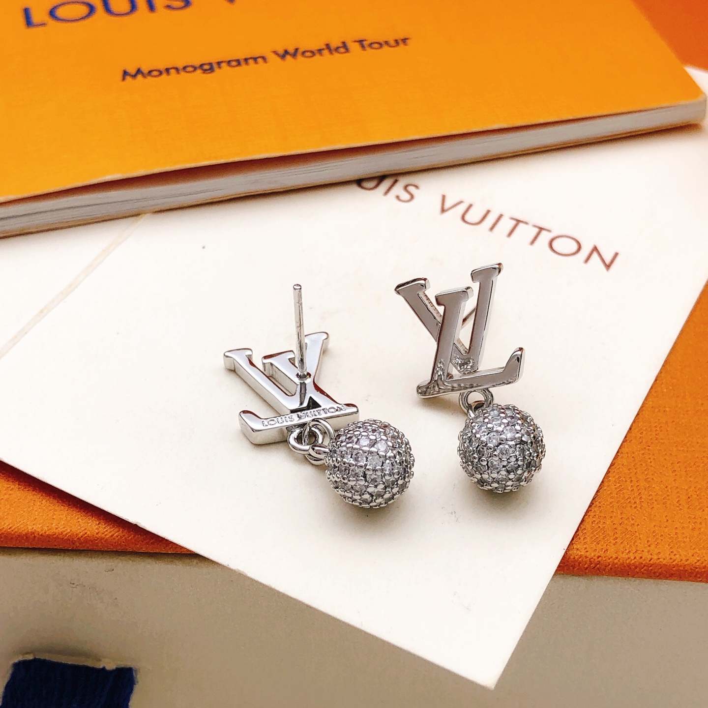 Louis Vuitton Haute Joaillerie Fine Jewelry Earrings Necklace Ring Ref 5