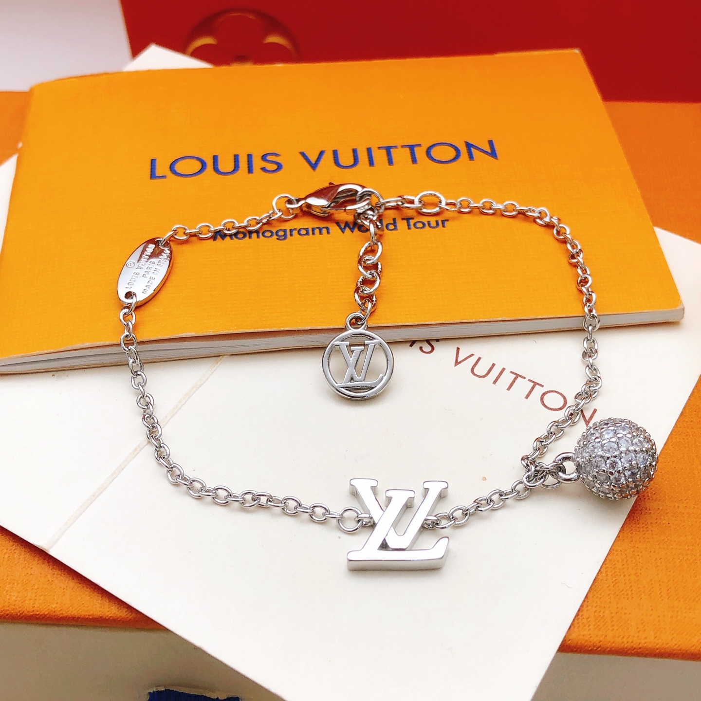 N.º LSL0328 【Lv*último modelo🆕🆕pulsera plateada con forma de esfera】misma calidad ZP, latón
