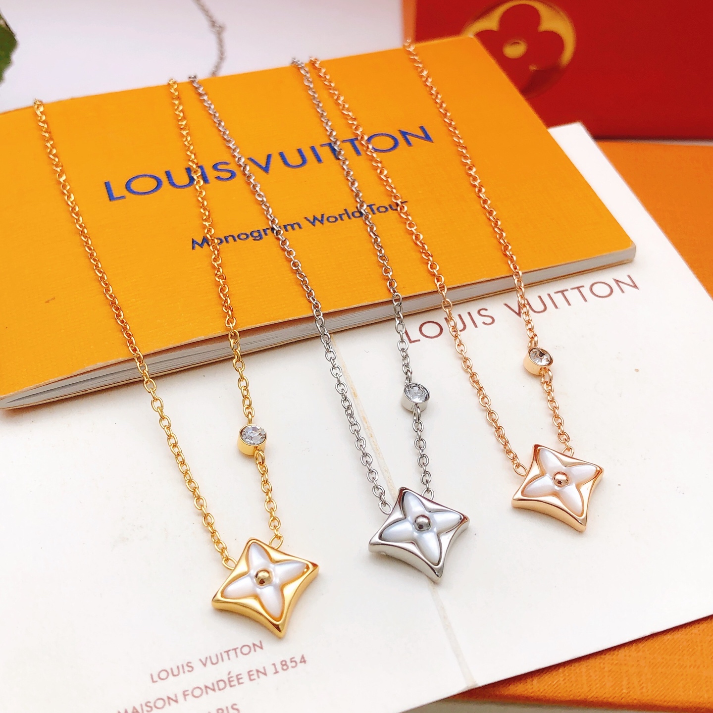 Louis Vuitton Haute Joaillerie Fine Jewelry Earrings Necklace Ring 8