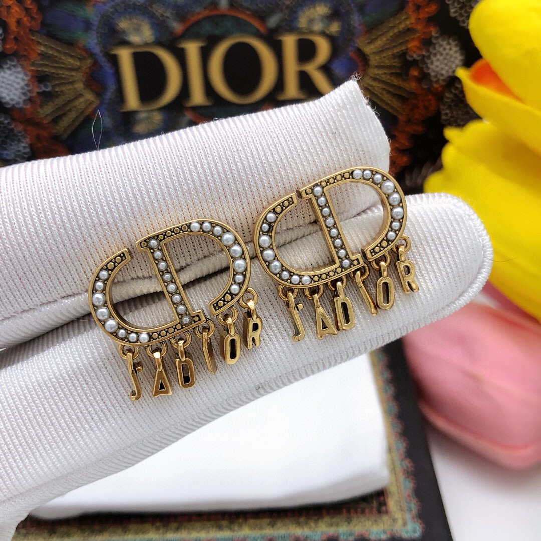 Dior 迪奥新款米珠 流苏耳环