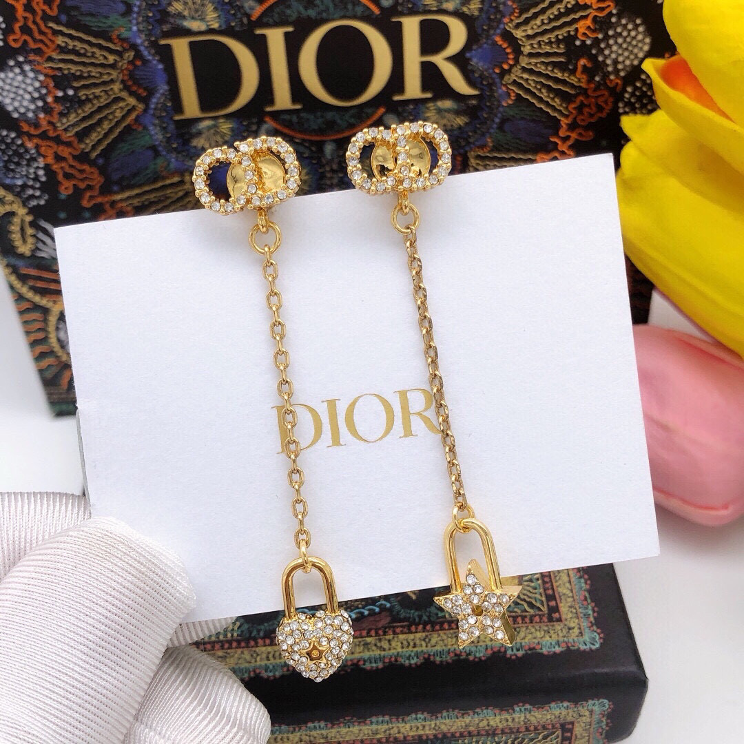 Dior Dior新款CD爱心满钻流苏星星耳钉 星星耳环