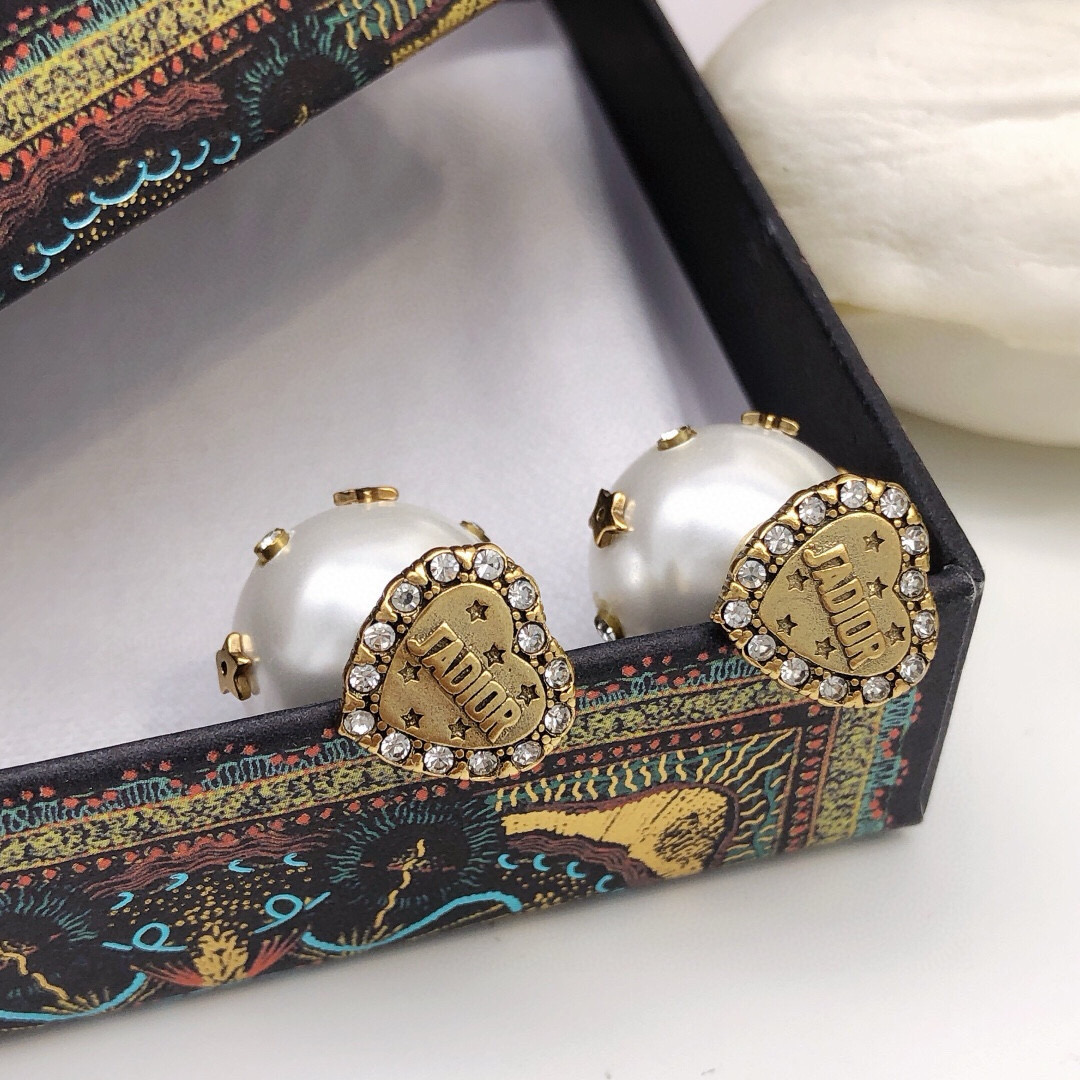 Dior 迪奥 新品 爱心 JADIOR星星镶钻爱心耳钉 高端品质 1:1开模