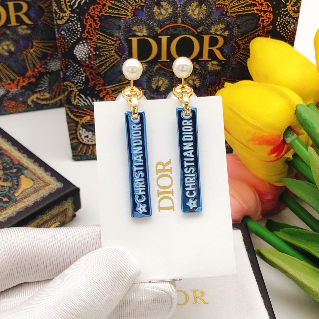 Dior 迪奥大小珍珠流苏吊牌蓝色