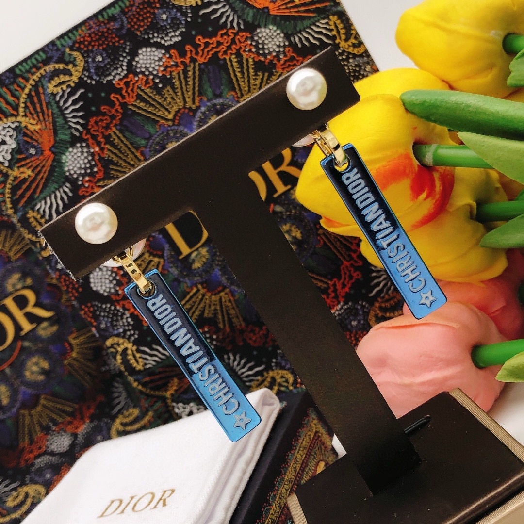 Dior 迪奥大小珍珠流苏吊牌蓝色