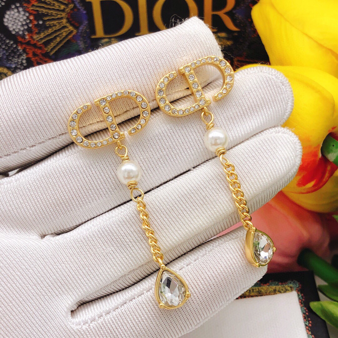 Dior 迪奥流苏滴水镶钻耳钉CD春夏珍珠水钻耳环