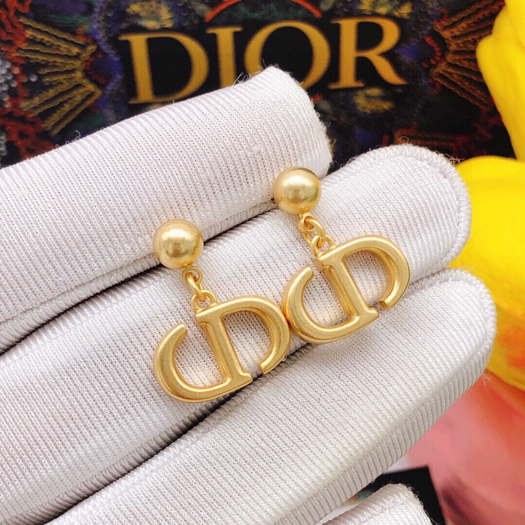 Dior 迪奥CD流苏耳钉光面