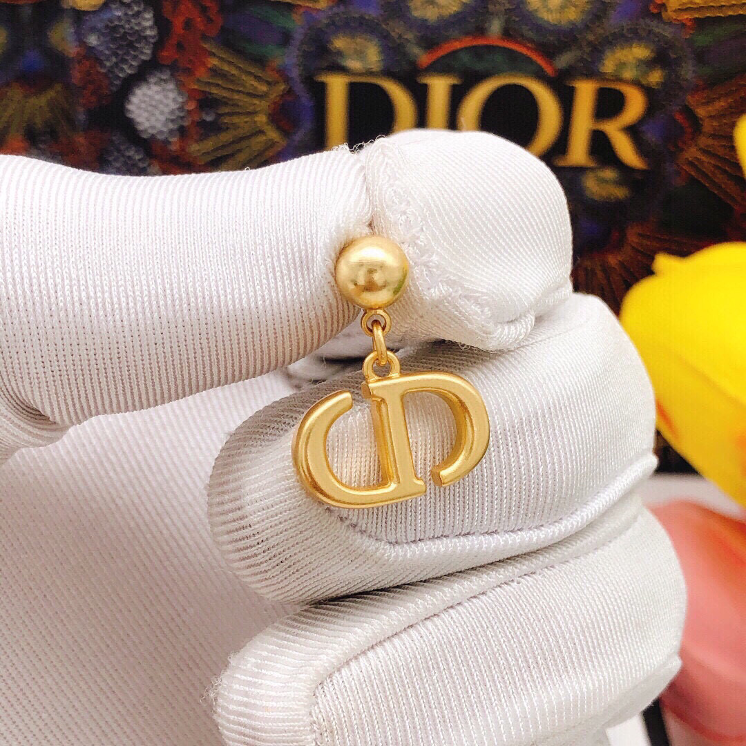 Dior 迪奥CD流苏耳钉光面