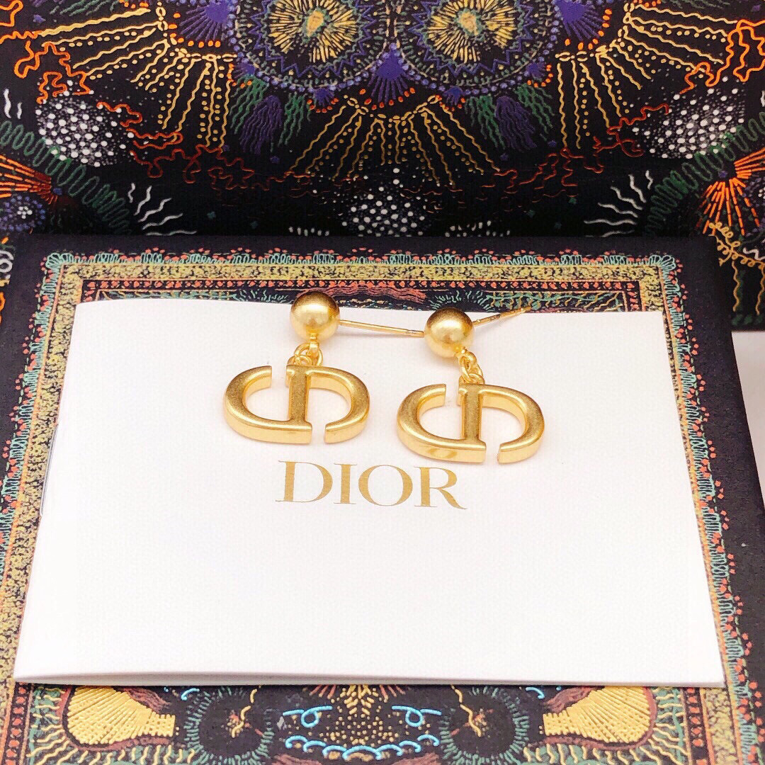 Dior 迪奥CD流苏耳钉光面