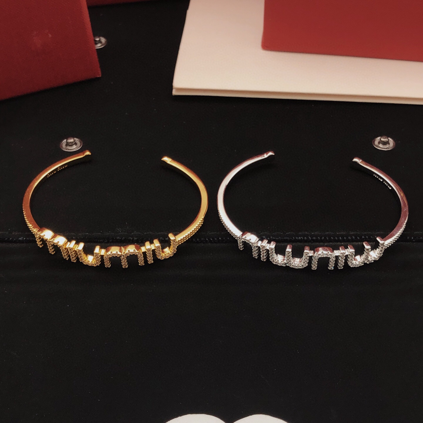 Miu Miu MiuMi*最新款