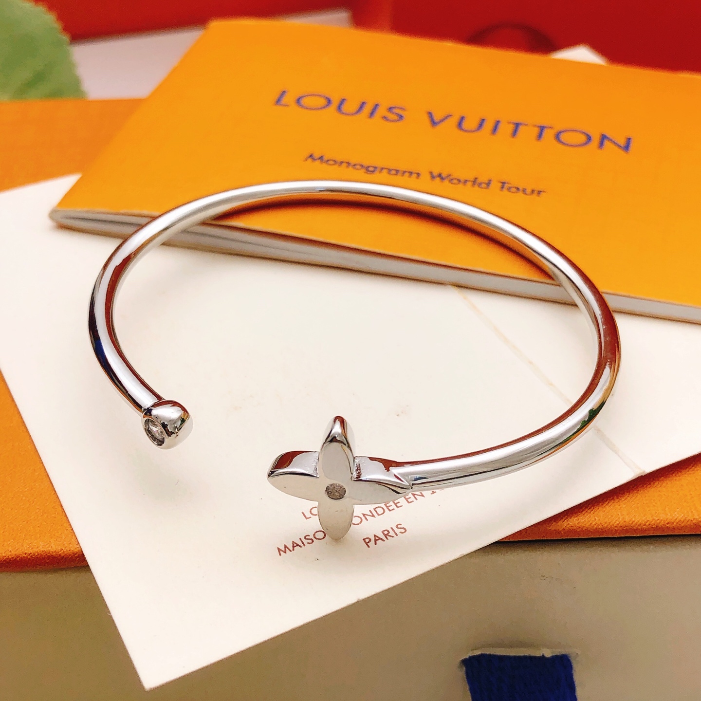 Louis Vuitton Lv*最新款