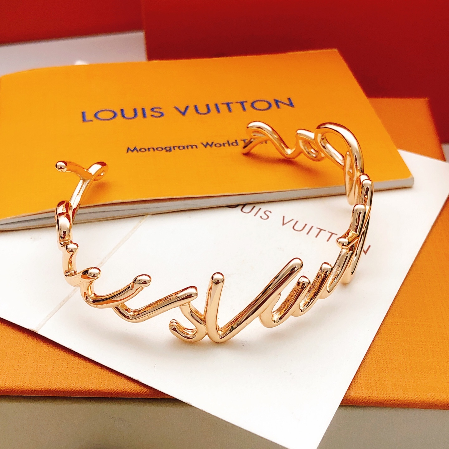 Louis Vuitton Lv*最新款