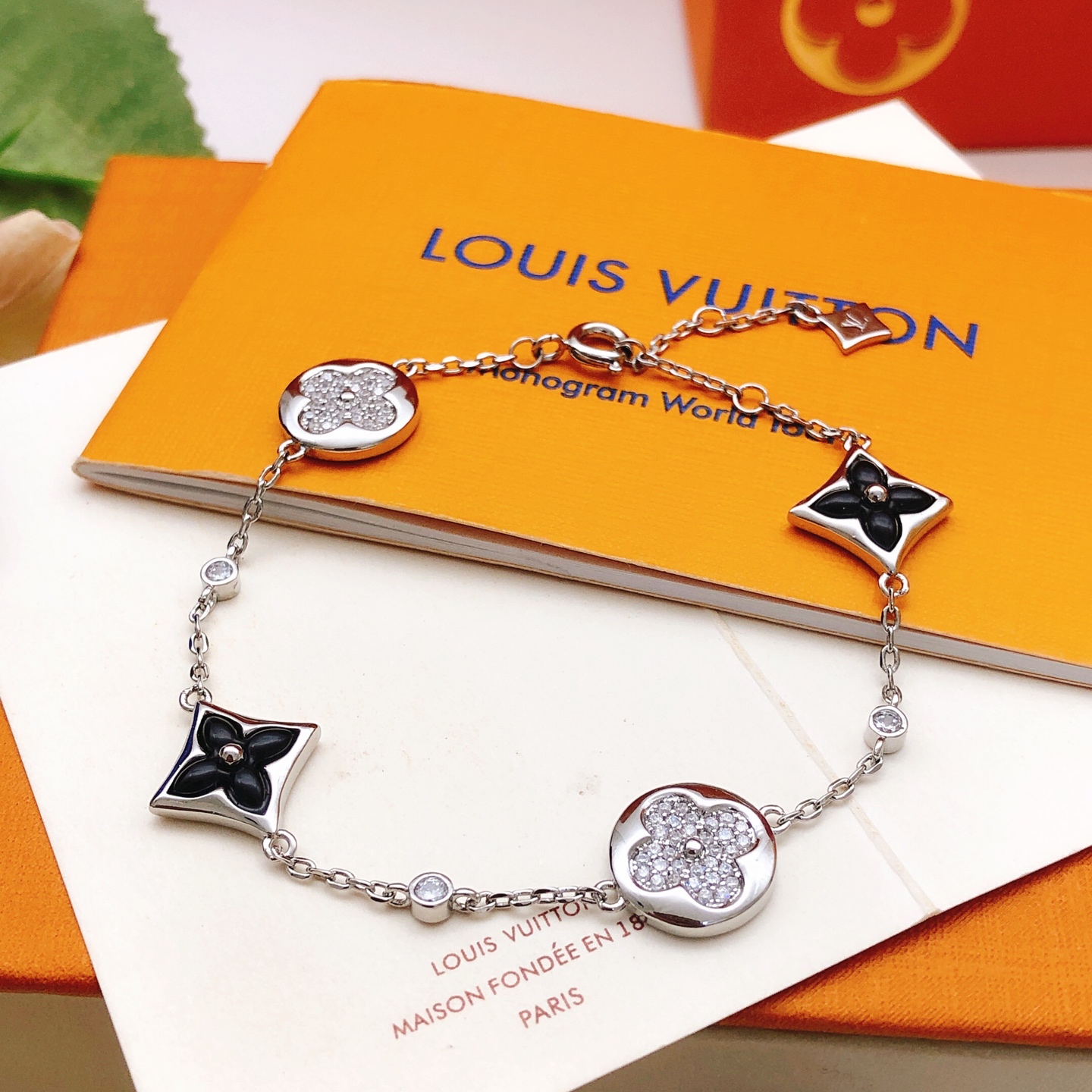 Louis Vuitton Lv*最新款