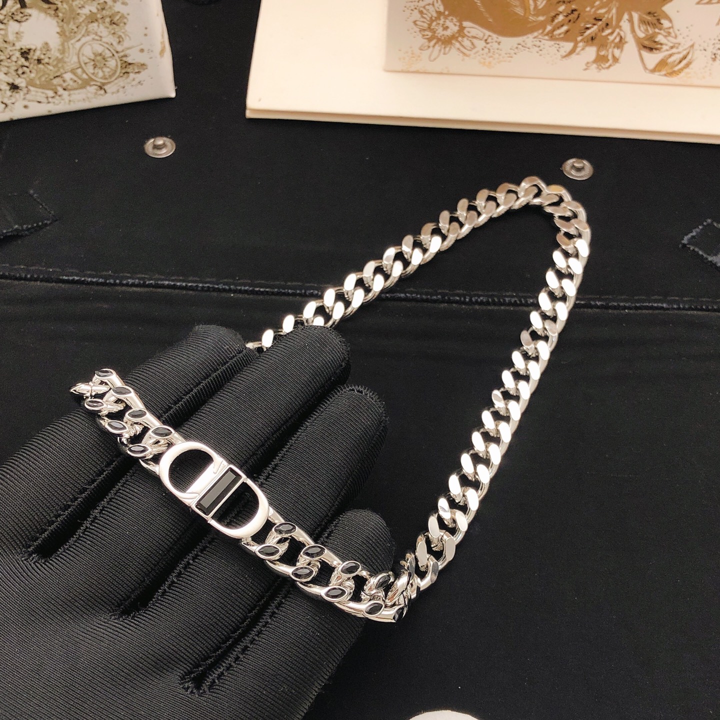 Chanel Haute Joaillerie Fine Jewelry Earrings Necklace Ring Ref.2D4EB444 3