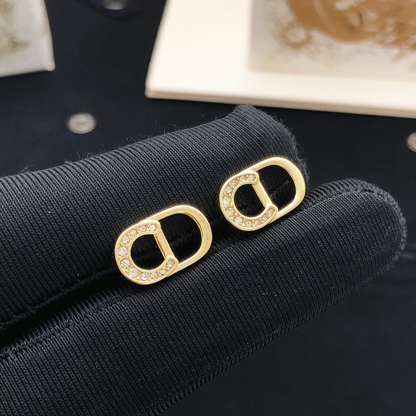 Omega Haute Couture Haute Joaillerie Fine Jewelry Earrings Necklace Ring