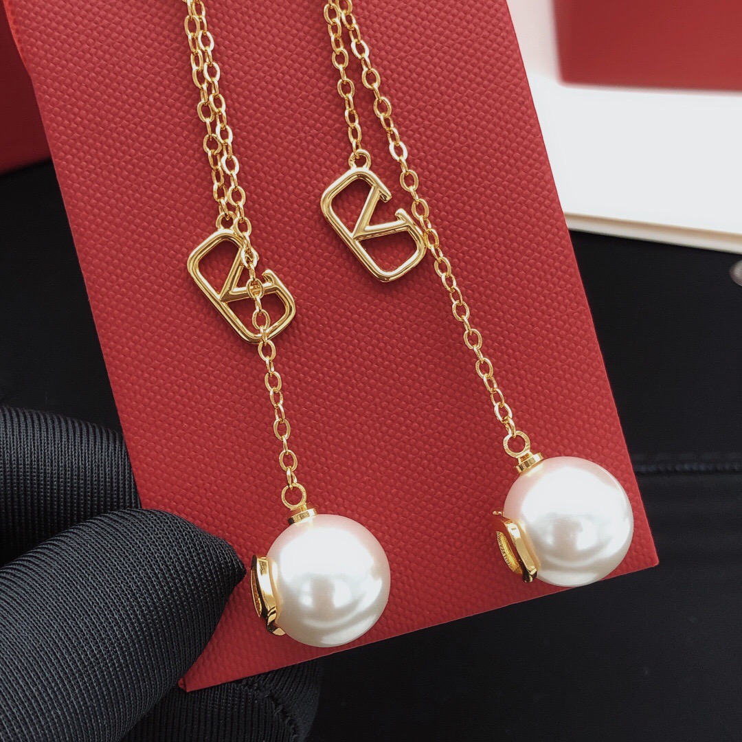 Valentino Haute Joaillerie Fine Jewelry Earrings Necklace Ring 3