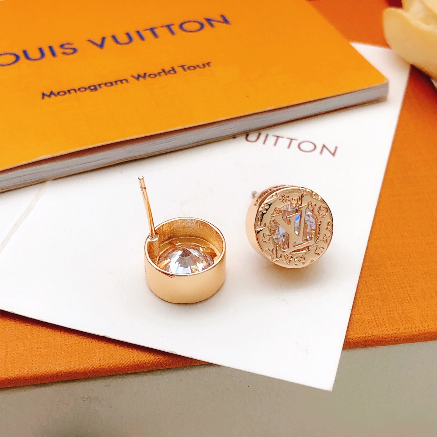 Louis Vuitton Haute Joaillerie Fine Jewelry Earrings Necklace Ring 2