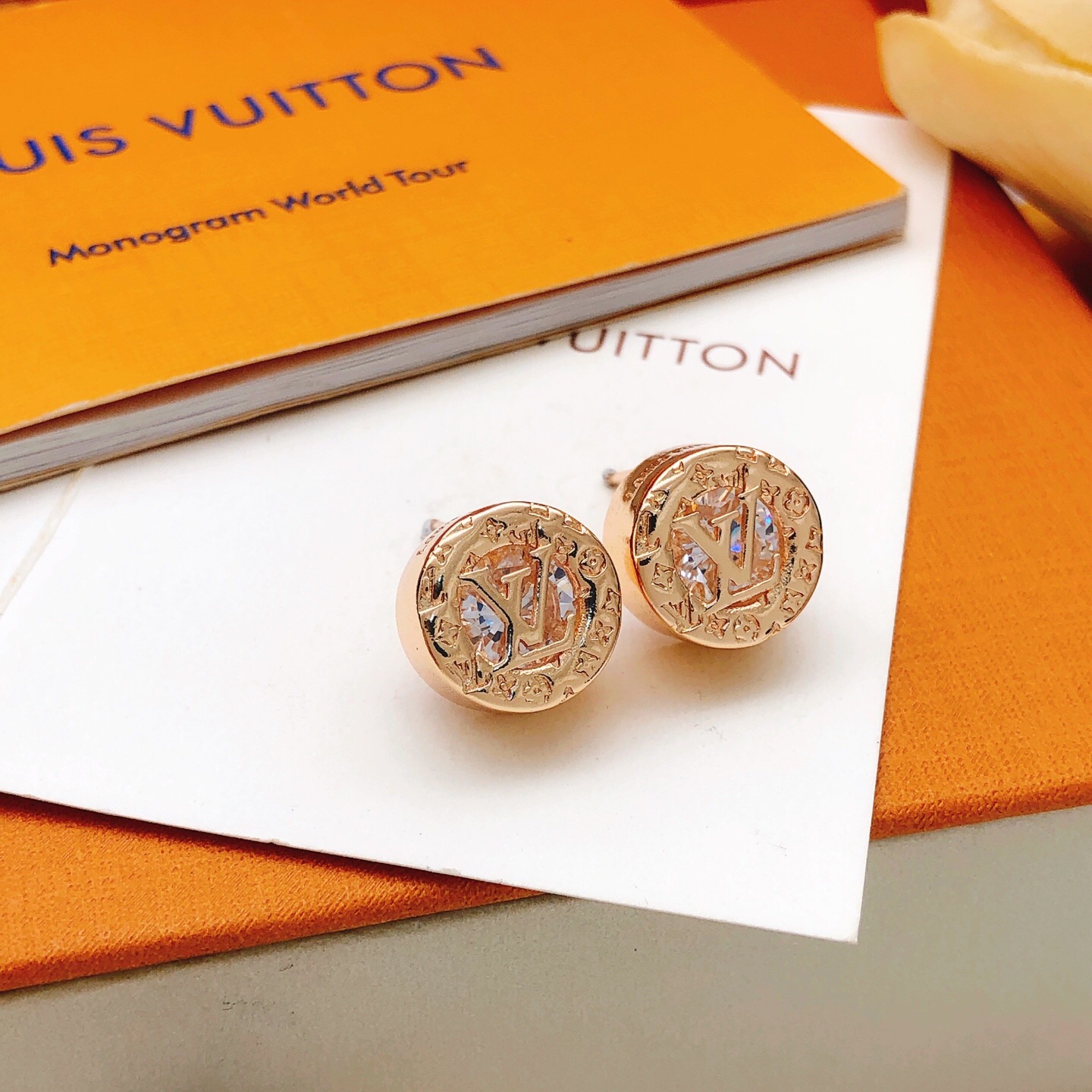 Louis Vuitton Haute Joaillerie Fine Jewelry Earrings Necklace Ring 4