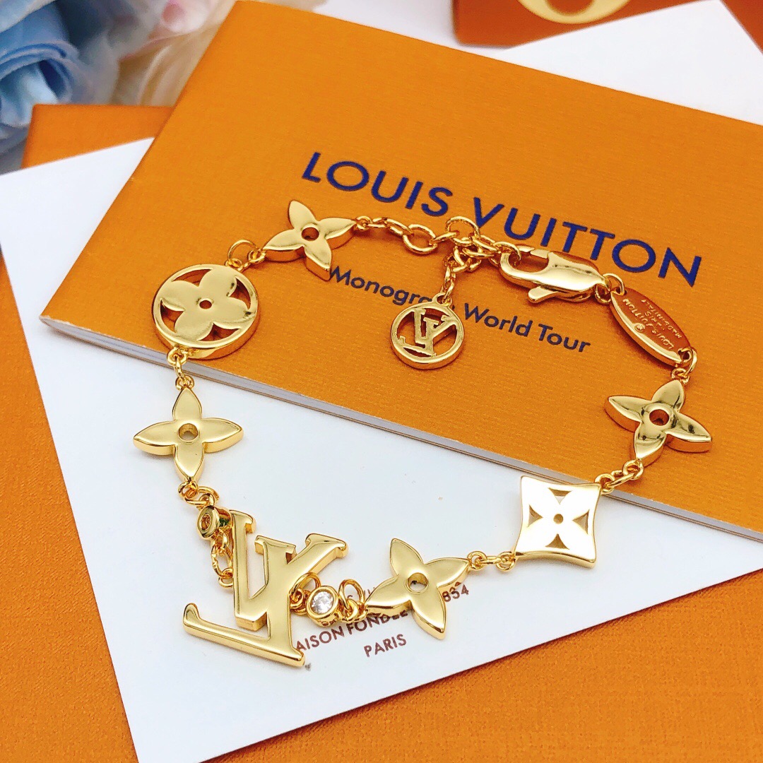 Louis Vuitton Haute Joaillerie Fine Jewelry Earrings Necklace Ring Ref 4